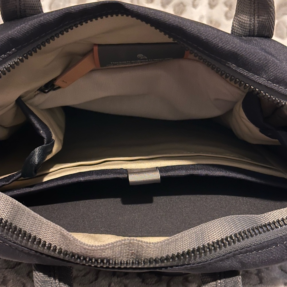 Bellroy Tokyo Totepack Unisex - Picture 9 of 10